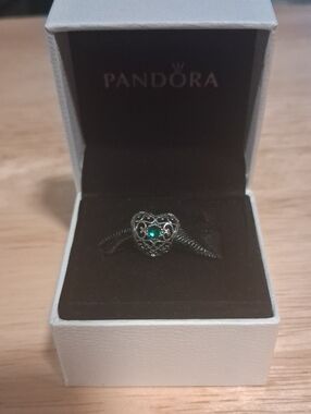 Pandora Sterling Birthstone May Emerald Green Stone
